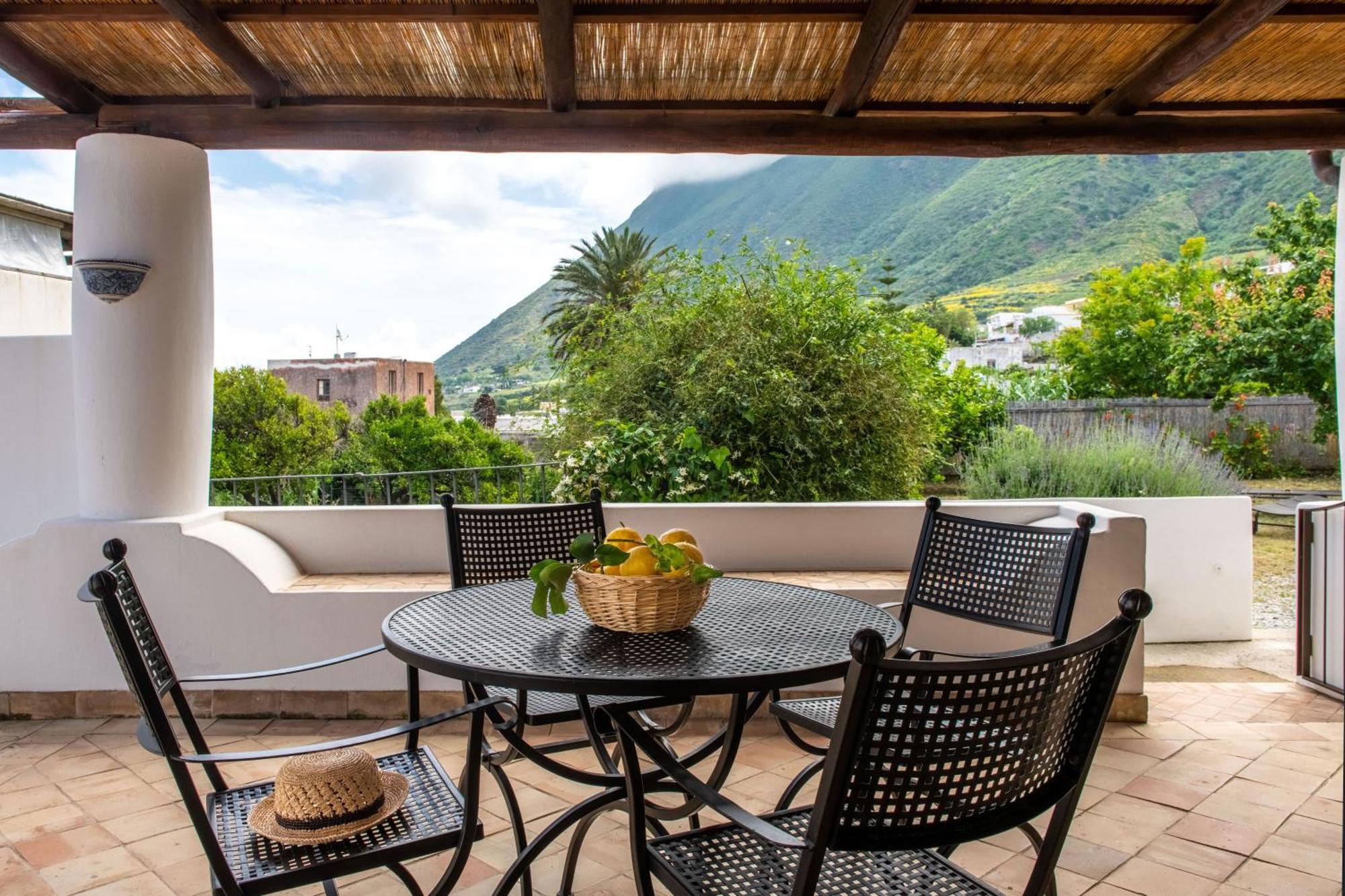 Vico San Lorenzo - Camere A Salina Malfa  Exteriér fotografie